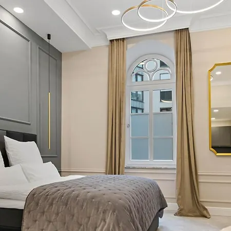 Design Studio I Center I Kingbed I New Augusta Esterno foto